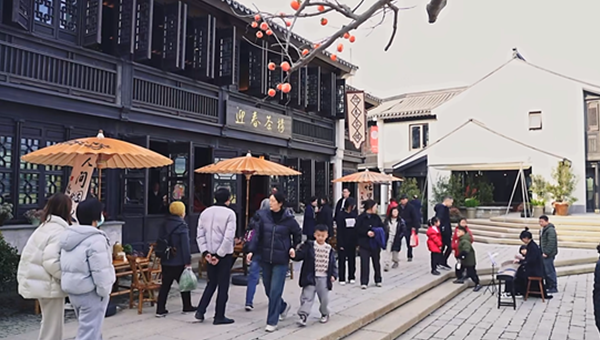 尊龙凯时[苏州景物园林设计,苏州景物园林施工,苏州文物古建修缮,苏州香山制造,苏州园林设计,苏州景物园林设计,苏州园林制造,苏州景物园林制造,苏州古修建修复]