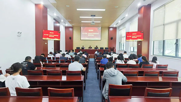 尊龙凯时[苏州景物园林设计,苏州景物园林施工,苏州文物古建修缮,苏州香山制造,苏州园林设计,苏州景物园林设计,苏州园林制造,苏州景物园林制造,苏州古修建修复]